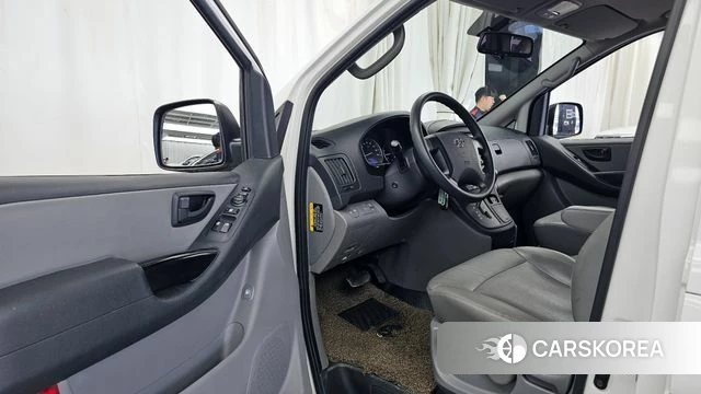 Hyundai The New Grand Starex id 4284654 из Кореи 32