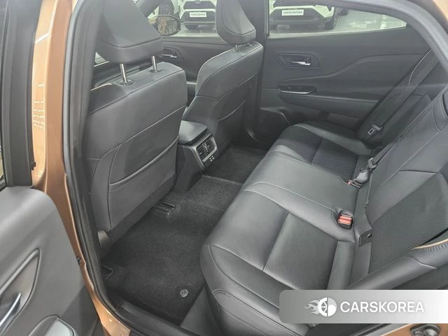 Toyota Crown Crossover id 4847802 из Кореи 19