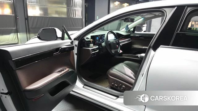 Hyundai Grandeur Hybrid (GN7) id 4540803 из Кореи 32