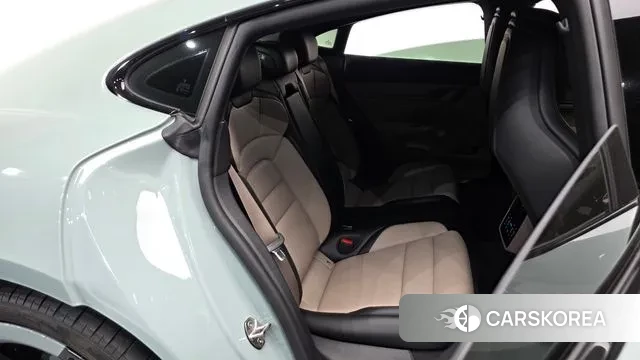 Porsche Taycan id 3388286 из Кореи 20