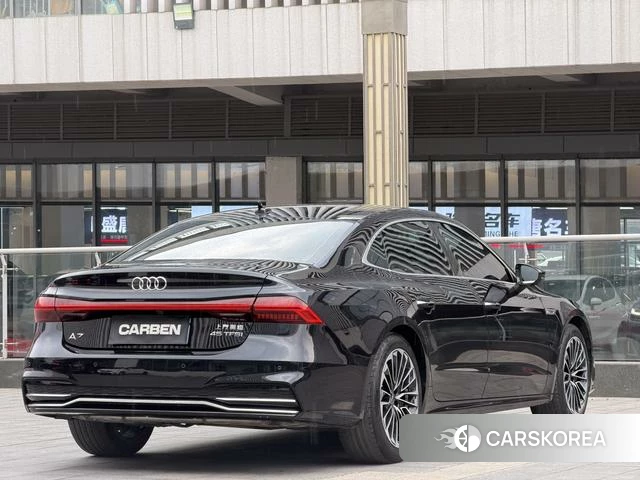 Audi A7L id 4274135 из Китая 15