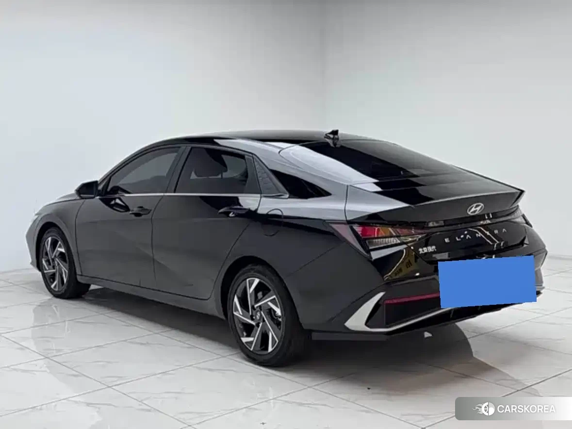 Hyundai Elantra id 4583731 из Китая 17