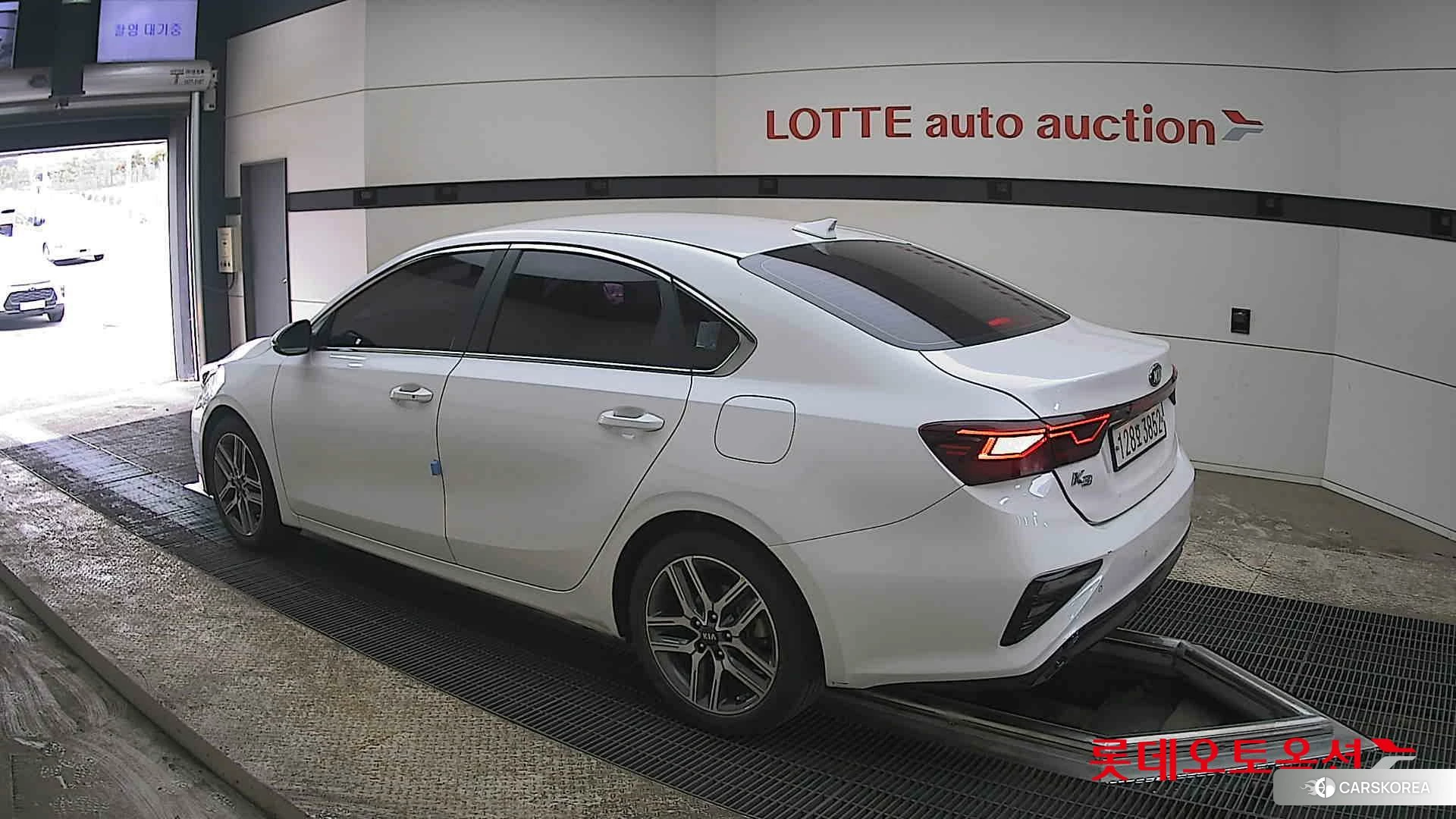 Kia K3 id 3869398 из Кореи 37