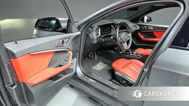 BMW 1 Series (F40) id 2989671 из Кореи 20