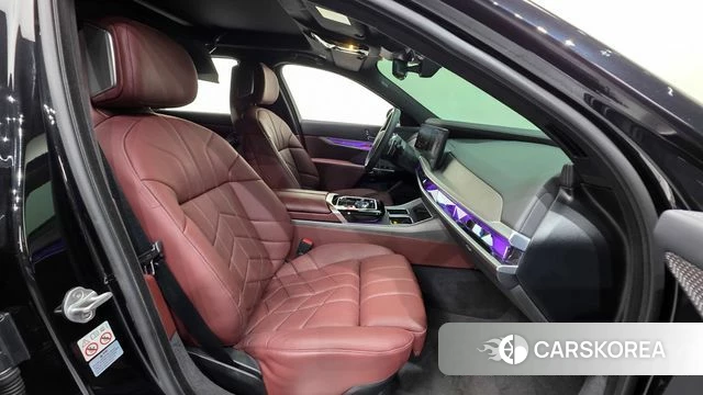 BMW 7 Series (G70) id 3818007 из Кореи 20