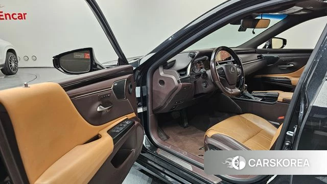Lexus ES300h 7th generation id 4619601 из Кореи 20