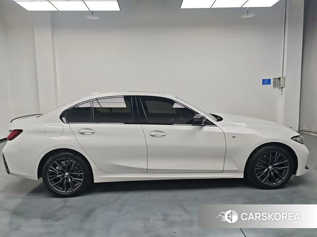 BMW 3 series id 4335233 из Китая 23