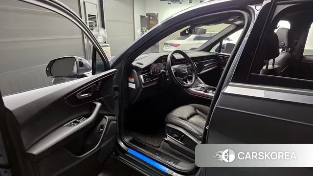 Audi Q7 (4M) id 2968542 из Кореи 20