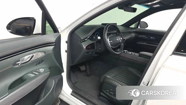 Genesis GV70 id 4697384 из Кореи 32
