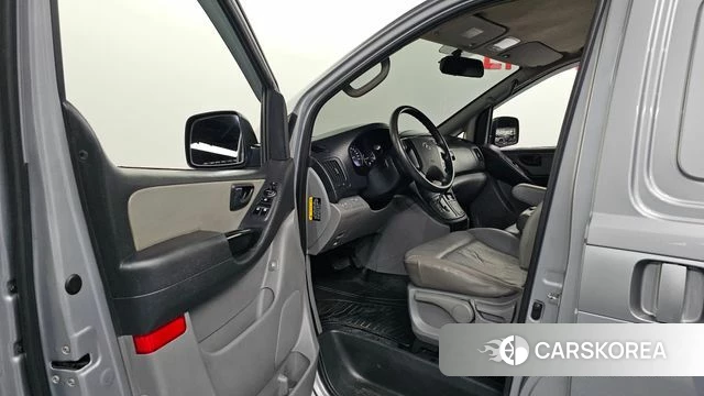 Hyundai The New Grand Starex id 4727890 из Кореи 20