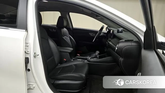 Kia Come New K3 id 3468694 из Кореи 20