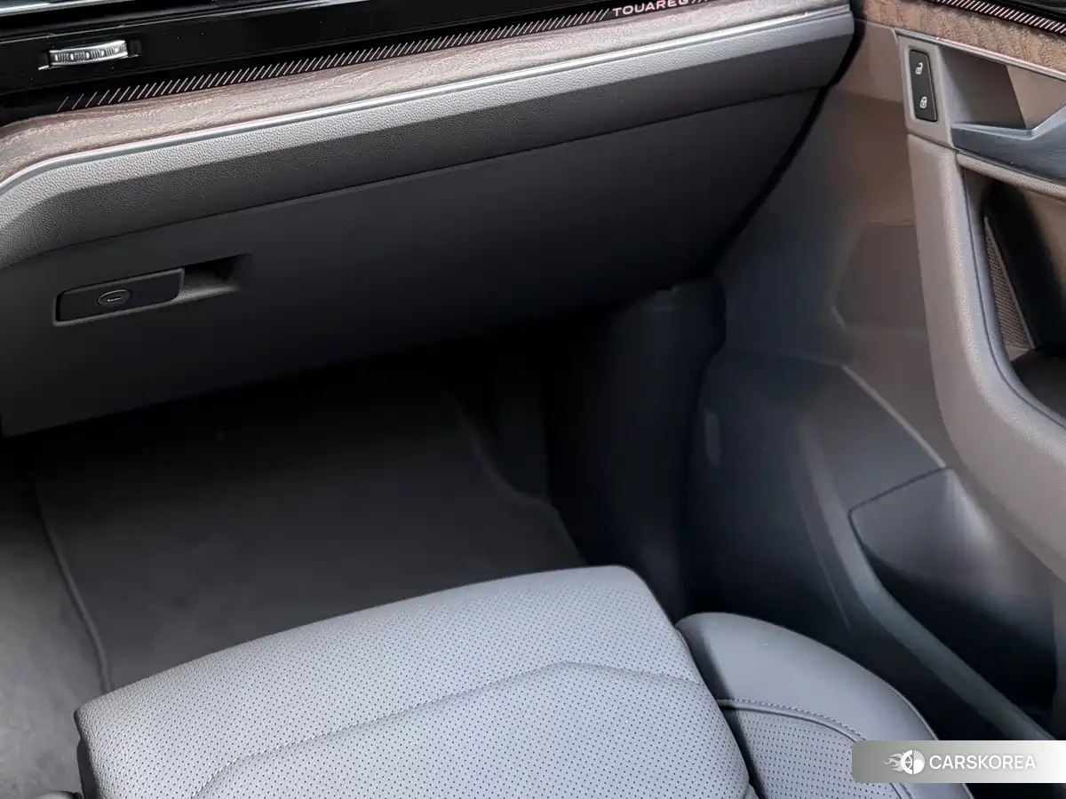 Volkswagen Touareg id 4601155 из Китая 21