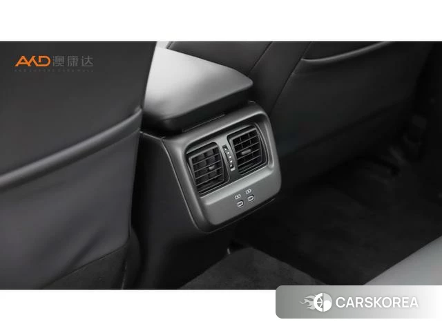 Toyota Crown SportCross id 4274668 из Китая 10