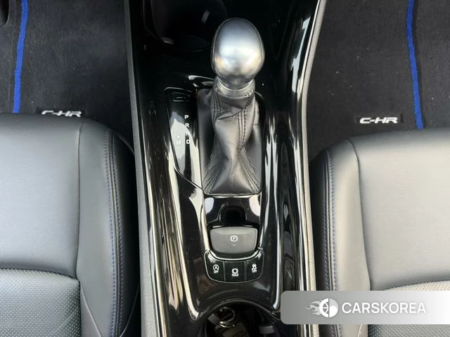 Toyota C-HR id 3896189 из Китая 26