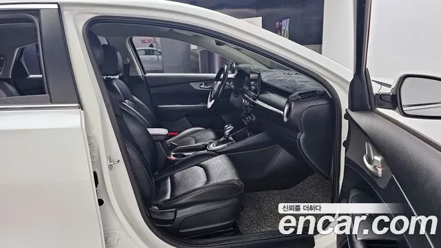 Kia Come New K3 id 2876843 из Кореи 20