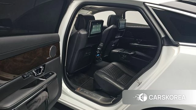 Jaguar All New XJ id 4325200 из Кореи 38