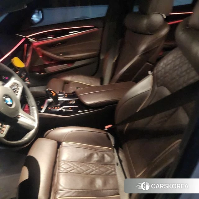 BMW 5 Series (G30) id 3799862 из Кореи 10