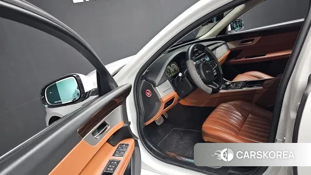 Jaguar XF (X260) id 3474519 из Кореи 20