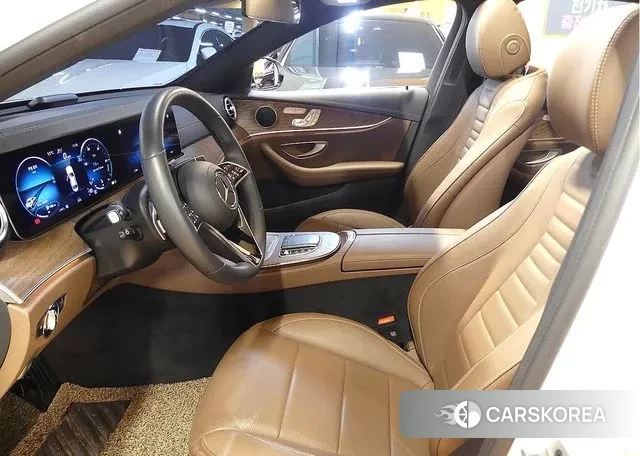 Mercedes-Benz E-Class W213 id 3596632 из Кореи 20