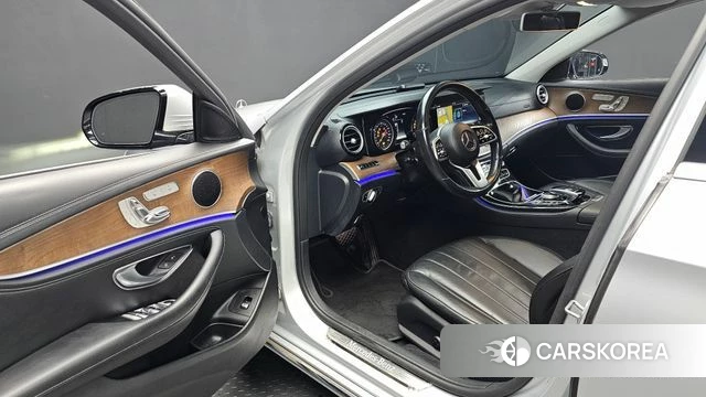 Mercedes-Benz E-Class W213 id 4482761 из Кореи 20