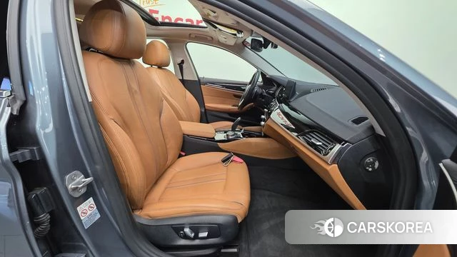 BMW 5 Series (G30) id 3955865 из Кореи 20