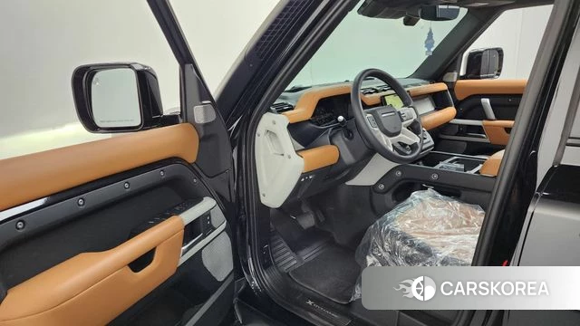 Land Rover Defender (L663) id 4329999 из Кореи 36