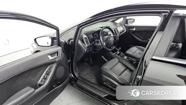 Kia The New K3 id 3588662 из Кореи 20