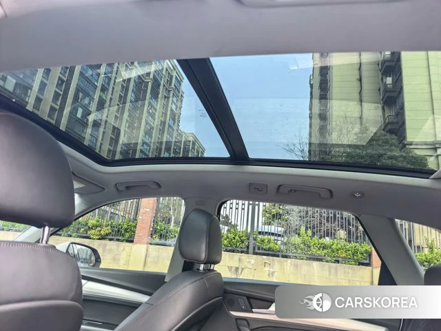 Audi Q5L id 4240747 из Китая 15