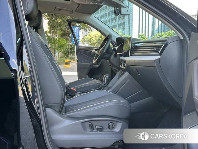 Volkswagen Tiguan L PHEV id 4301360 из Китая 20