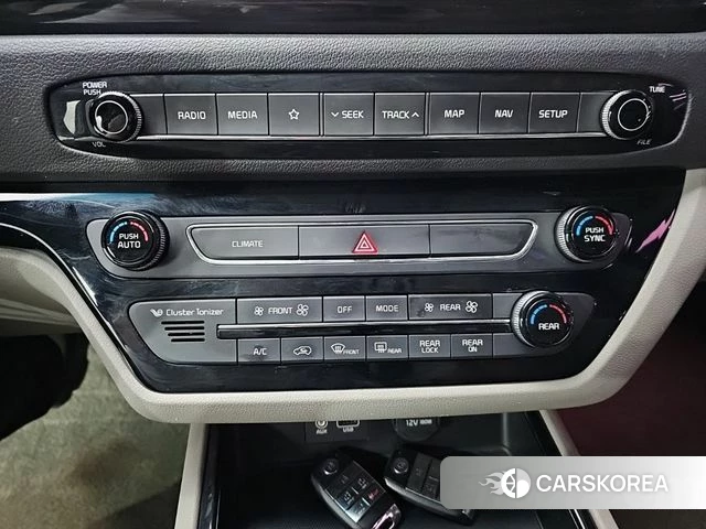 Kia The New Carnival id 4334154 из Кореи 20