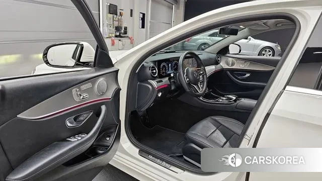 Mercedes-Benz E-Class W213 id 3666606 из Кореи 20