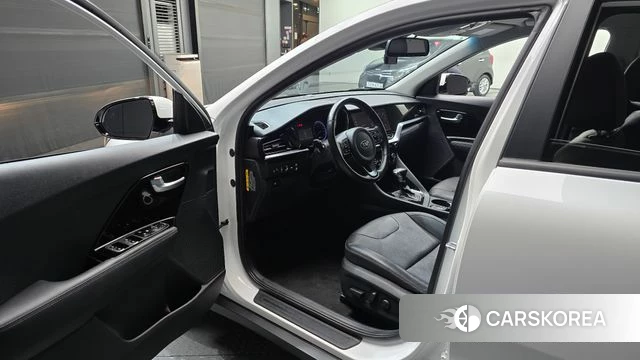 Kia The New Niro id 4330932 из Кореи 31