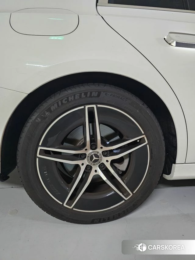 Mercedes-Benz E-Class W214 id 4744442 из Кореи 13