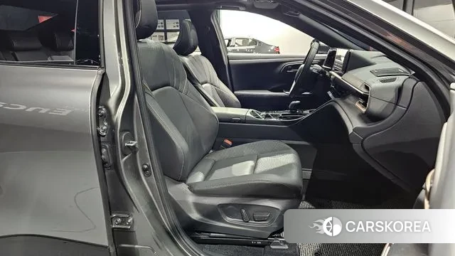 Toyota Crown Crossover id 3347587 из Кореи 20