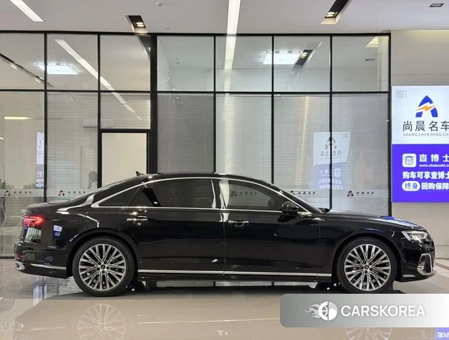 Audi A8 id 4291139 из Китая 17