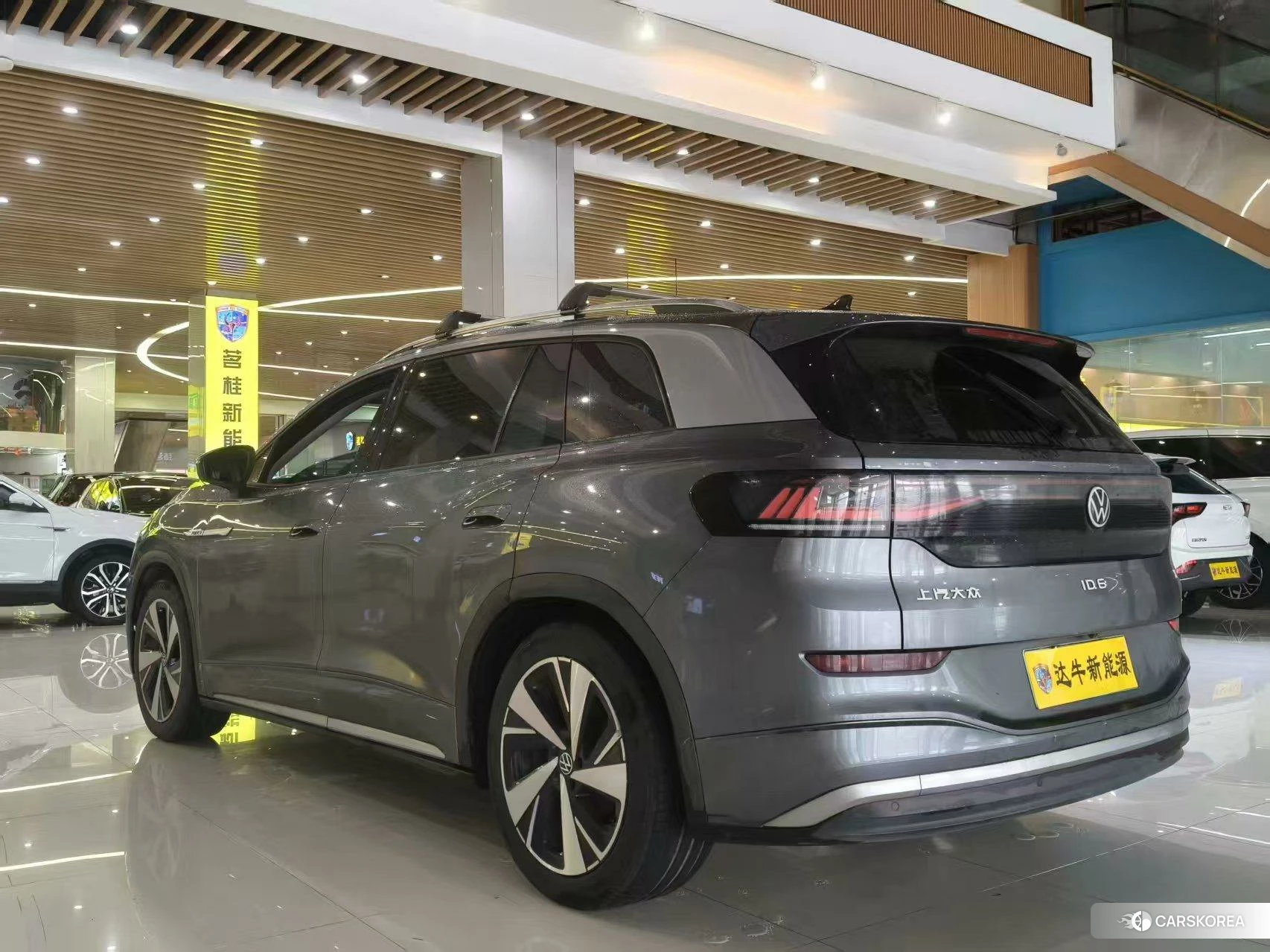 Volkswagen ID.6 X id 4467440 из Китая 10