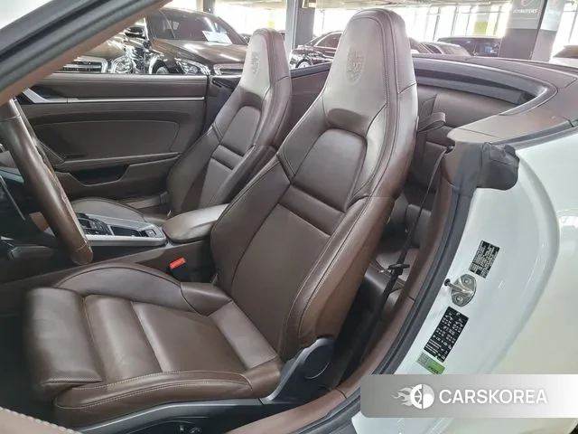 Porsche 911(992) id 3368181 из Кореи 19