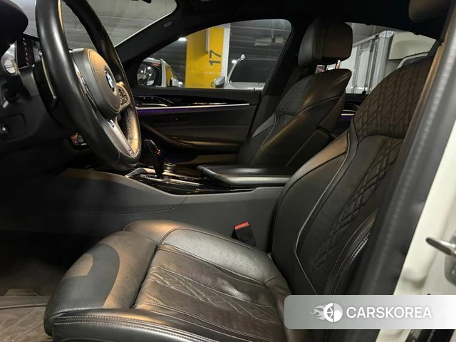 BMW 5 Series (G30) id 3866966 из Кореи 20