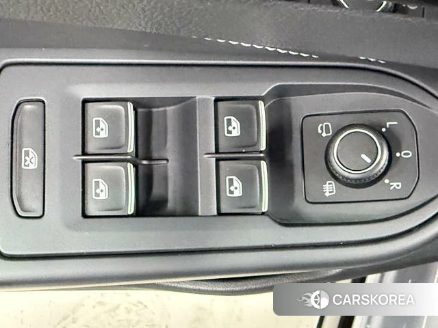 Volkswagen Golf id 4328781 из Китая 20