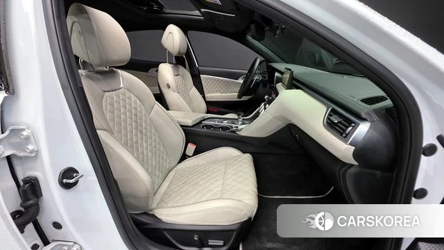 Genesis The New G70 id 3910381 из Кореи 20