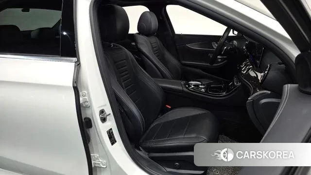 Mercedes-Benz E-Class W213 id 3656344 из Кореи 20