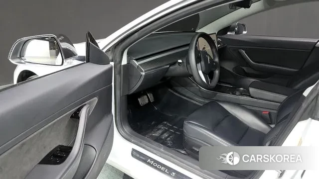 Tesla Model 3 id 3324226 из Кореи 20