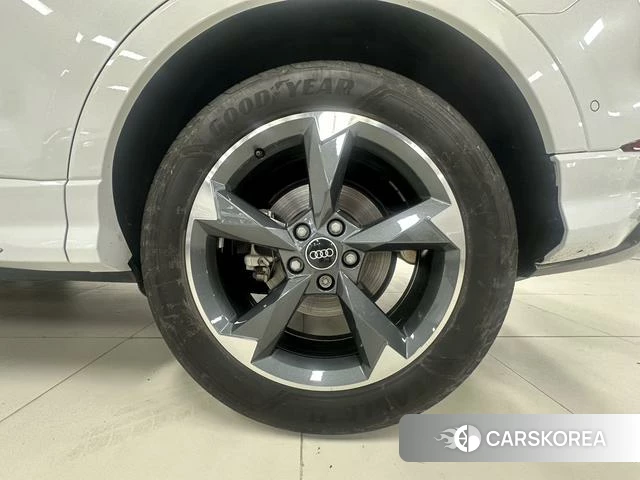 Audi Q3 id 4276382 из Китая 24