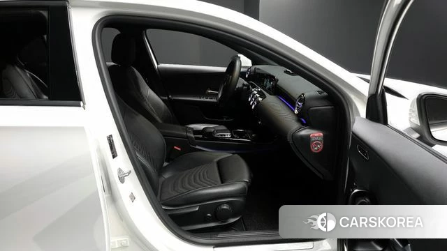 Mercedes-Benz A-Class W177 id 3833895 из Кореи 20