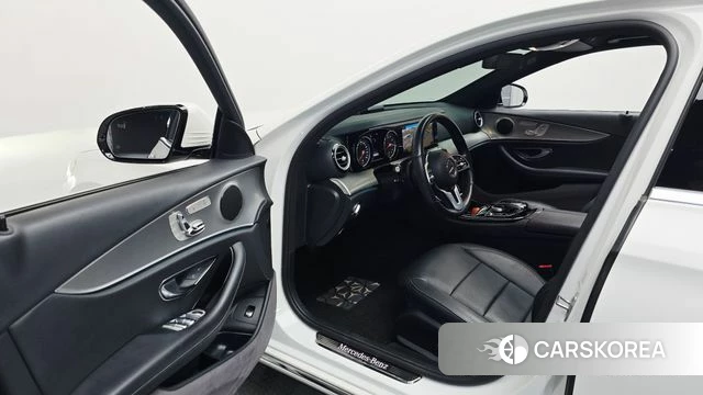 Mercedes-Benz E-Class W213 id 4557763 из Кореи 30