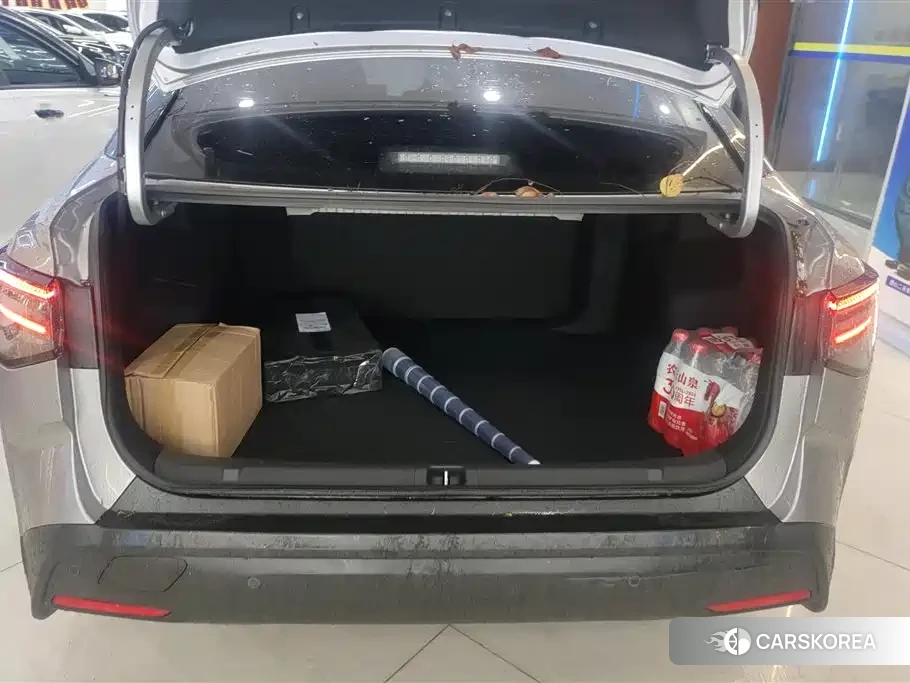 Toyota bZ3 id 4565150 из Китая 16