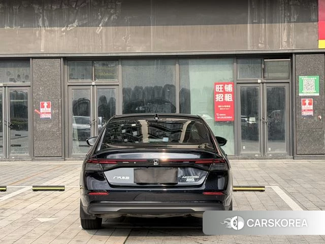 Honda Accord id 4297718 из Китая 11