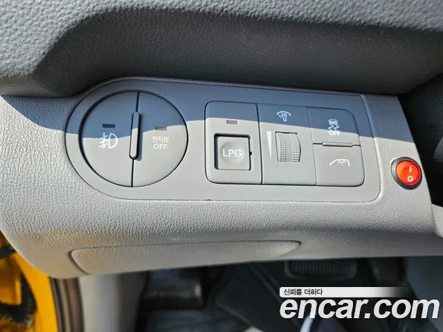 Hyundai The New Grand Starex id 2448931 из Кореи 12