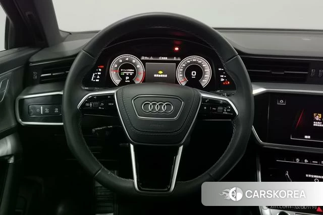 Audi A6L id 4275950 из Китая 24