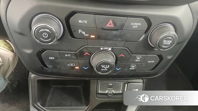 Jeep Renegade id 4383663 из Кореи 20